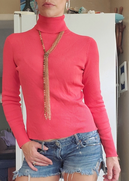 LN, City Silk stretch side slit turtle neck. - Picture 8 of 8